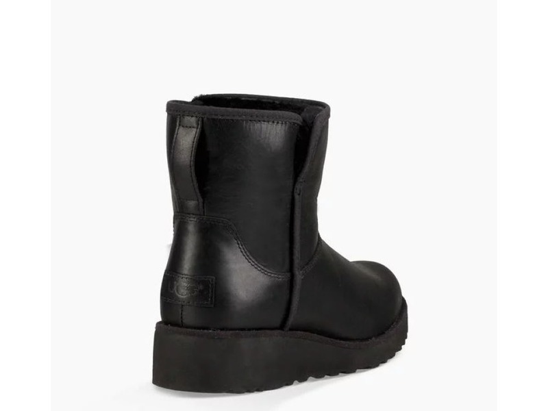 ugg kristin black