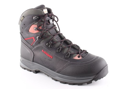 Lowa deals lavaredo gtx