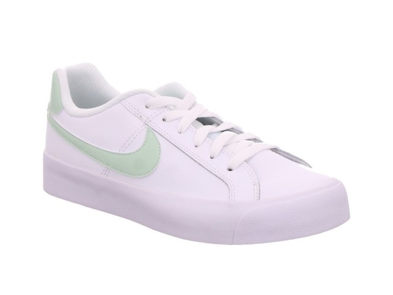 nike wmns court royale