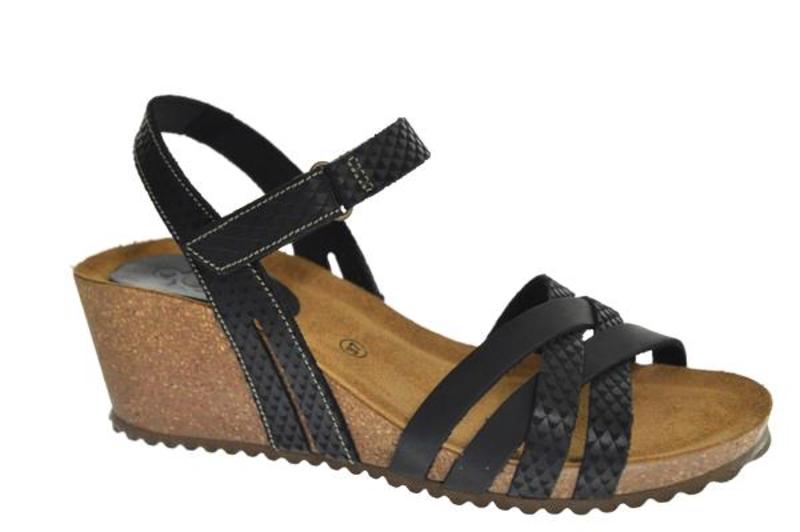 AQA Shoes A7414
