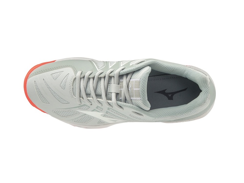 mizuno wave hurricane 3 donna