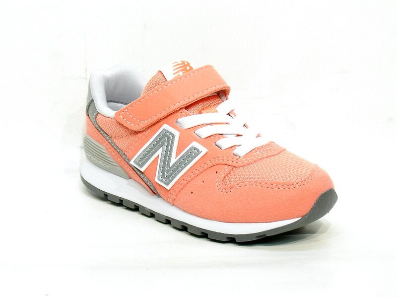 New Balance YV996